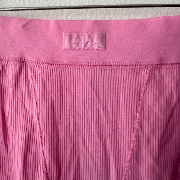 SKIMS Bubblegum Pink Cotton Ribbed Boxer Shorts Size Medium - Picture 3 of 7